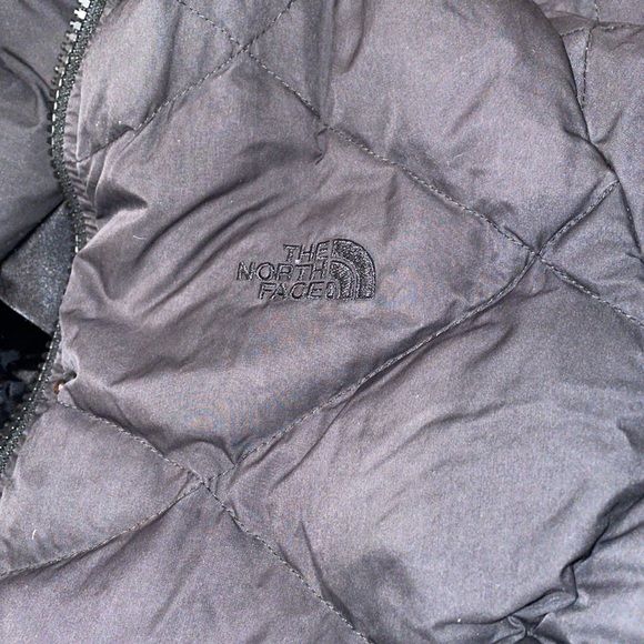 North face parka jacket - Picture 8 of 8